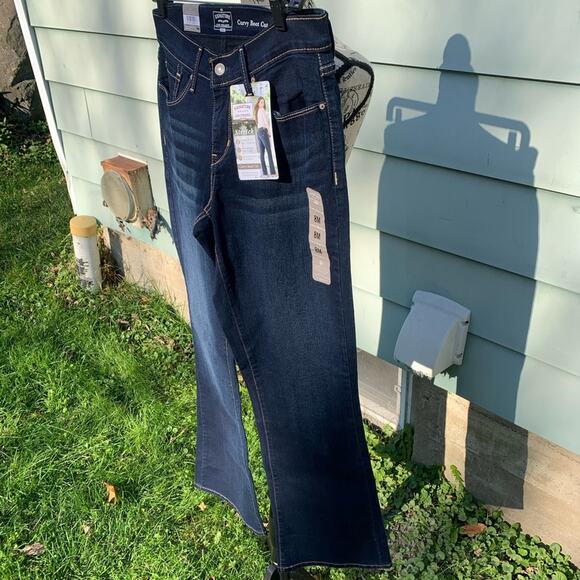 NWT Levi’s signature Curvy bootcut Dark Wash high rise blue jeans - Picture 6 of 13